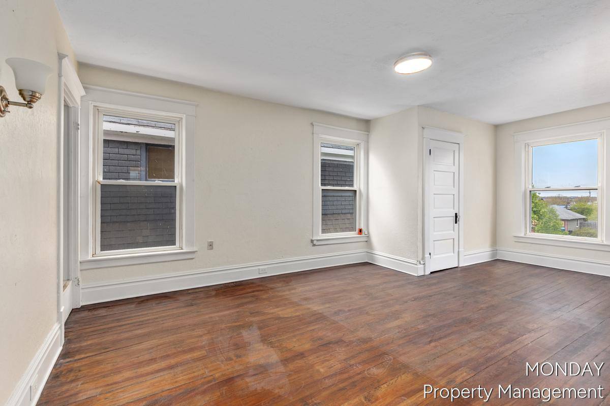 Apartment for rent at 531 W Webster Ave #2, Muskegon, MI 49440