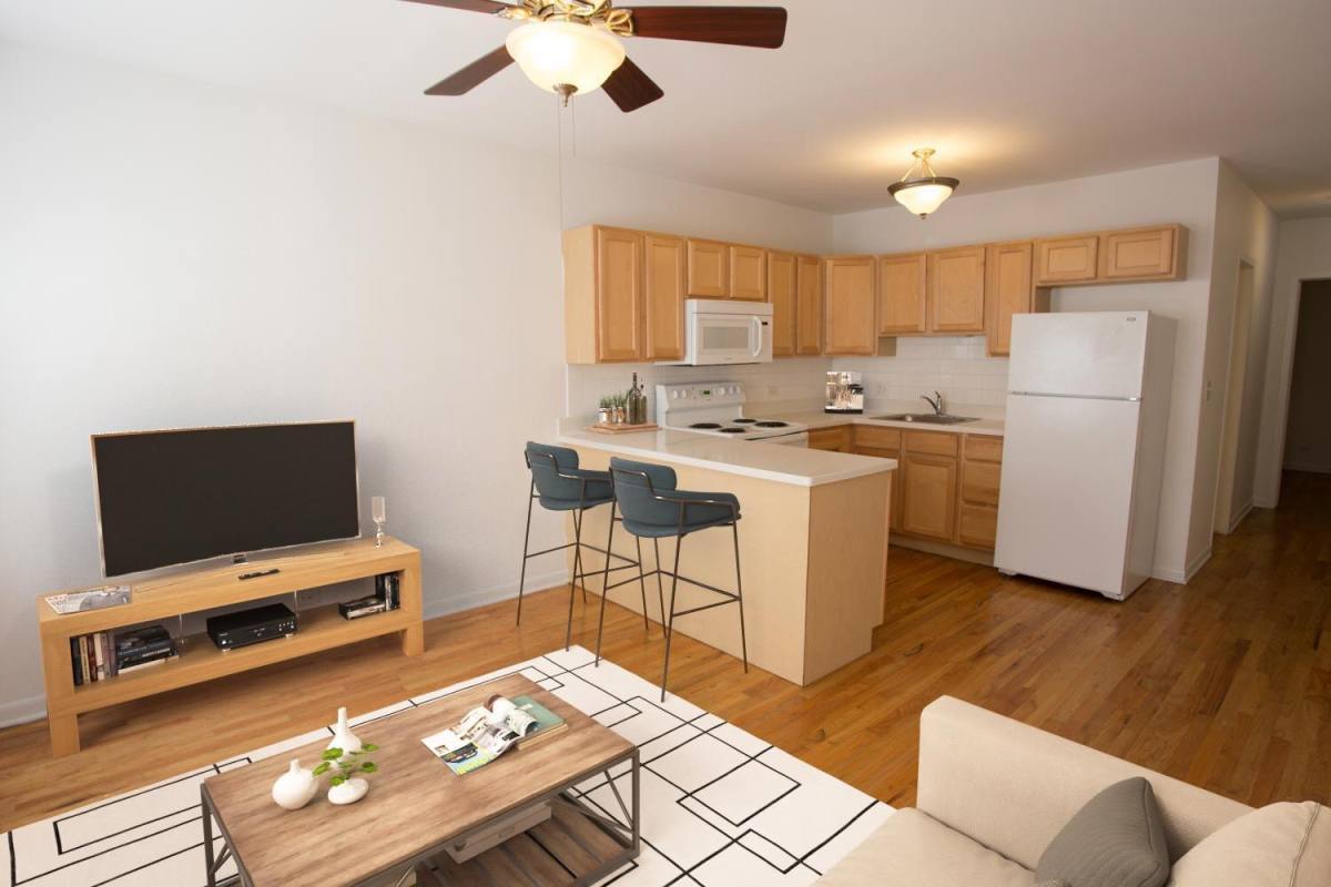 Apartment for rent at 5220 S Drexel Ave, Chicago, IL 60615