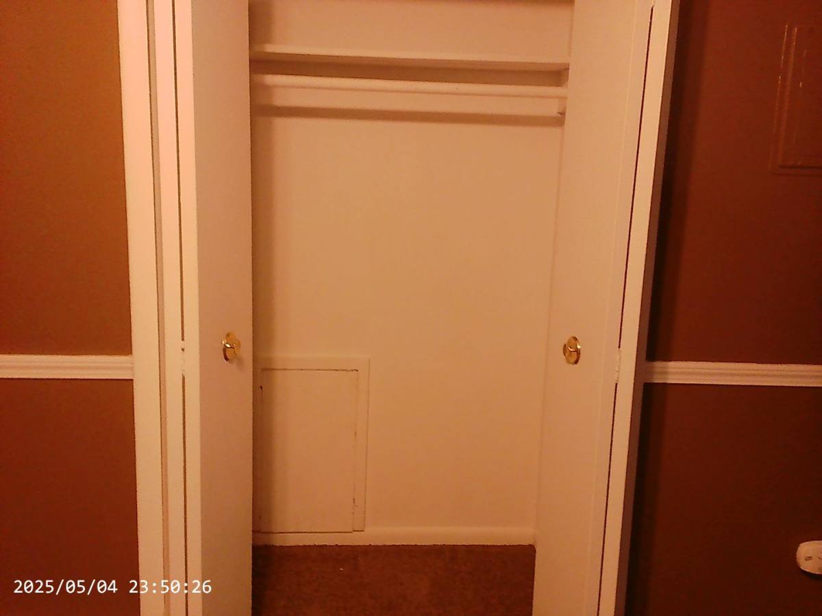 Apartment for rent at 5396 Parview Dr #6, Clarkston, MI 48346