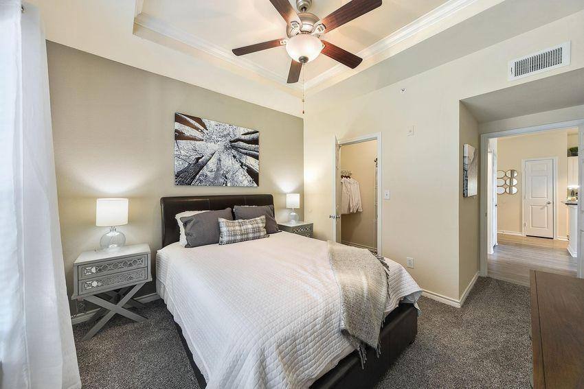 Apartment for rent at Lake Pointe Condominiums, 6111 N Beach St, Haltom City, TX 76117