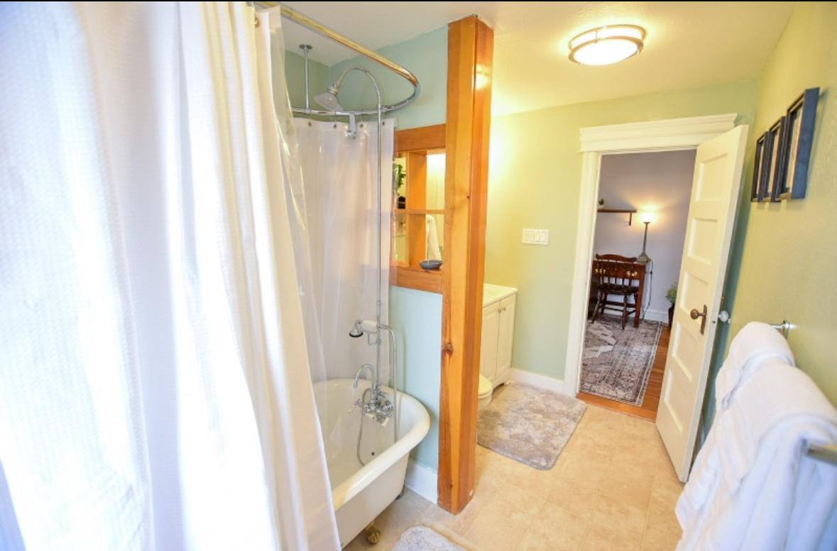 Apartment for rent at 1316 W Dean Ave #2, Spokane, WA 99201