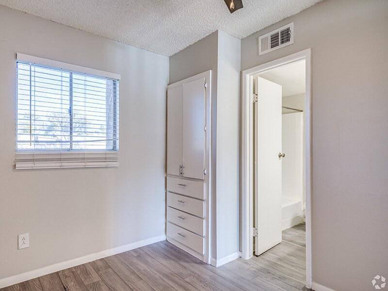 Apartment for rent at Lily Garden, 4903 W Thomas Rd, Phoenix, AZ 85031