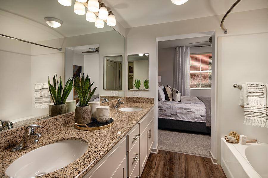 Apartment for rent at Mira Bella, 3455 Kearny Villa Rd, San Diego, CA 92123