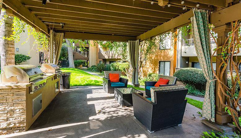 Apartment for rent at Alura Apartment Homes, 6333 Canoga Ave, Woodland Hills, CA 91367