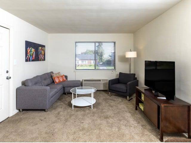 Apartment for rent at Hampton Walk, 1627 New Jersey Ave, New Castle, DE 19720
