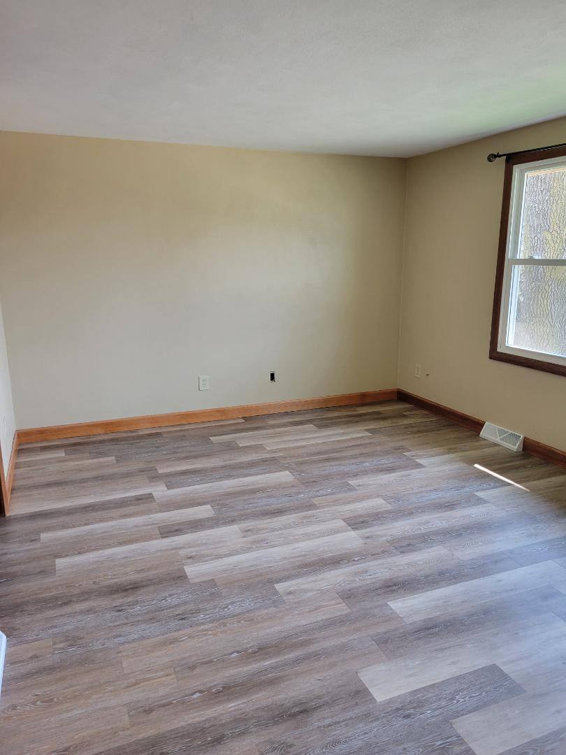 Apartment for rent at 1529 S 35th St #A, Manitowoc, WI 54220