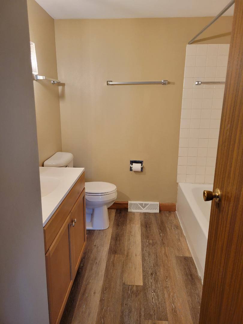 Apartment for rent at 1529 S 35th St #A, Manitowoc, WI 54220