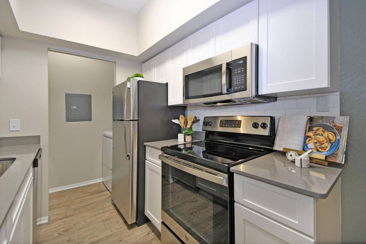 Fox Chase, 7300 Nightingale Dr, Holland, OH 43528 - Apartment for Rent - Image 3
