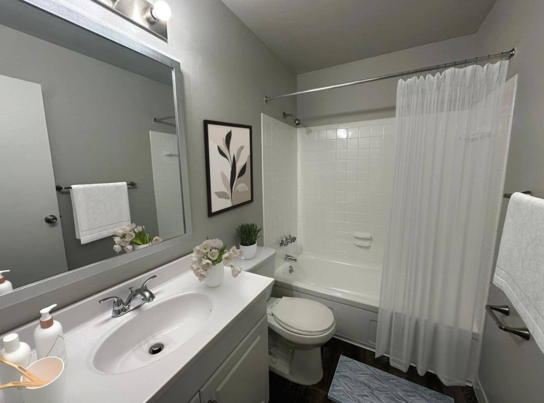 Apartment for rent at Yorktown Village, 601 Hermitage Court, Oregon, OH 43616
