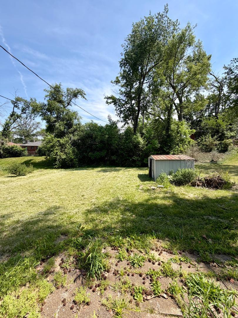 House for rent at 8858 May Ave, Saint Louis, MO 63136