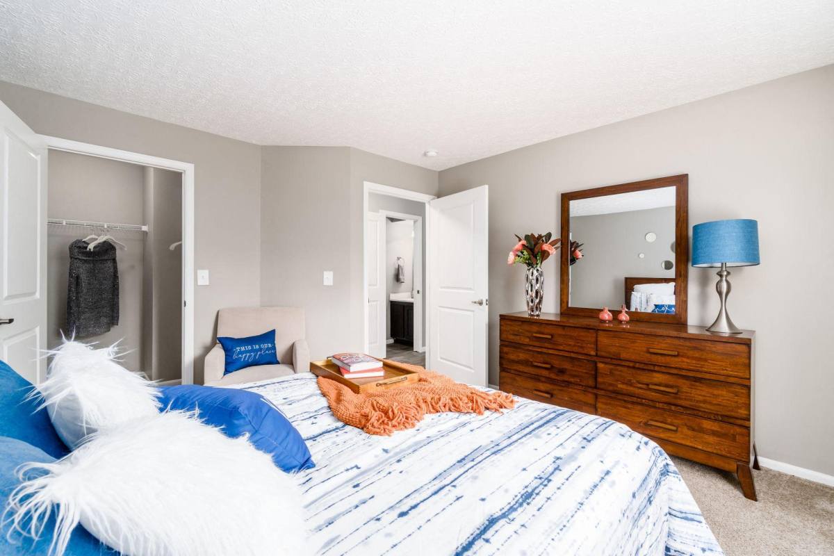 Apartment for rent at Brentwood Lake, 2800 John Steven Way, Reynoldsburg, OH 43068