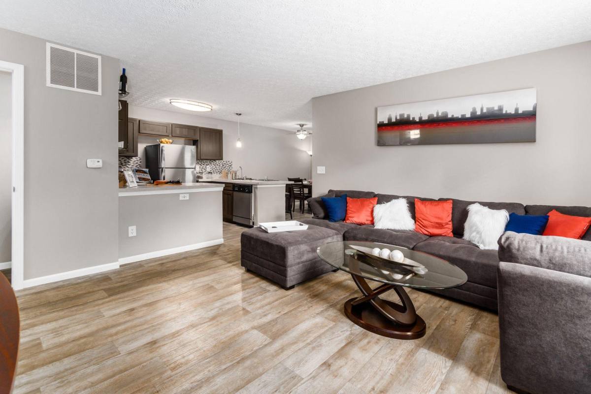 Apartment for rent at Brentwood Lake, 2800 John Steven Way, Reynoldsburg, OH 43068