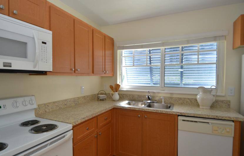 Apartment for rent at Bermuda Cay Condominiums, 661 E Woolbright Rd #E-406, Boynton Beach, FL 33435