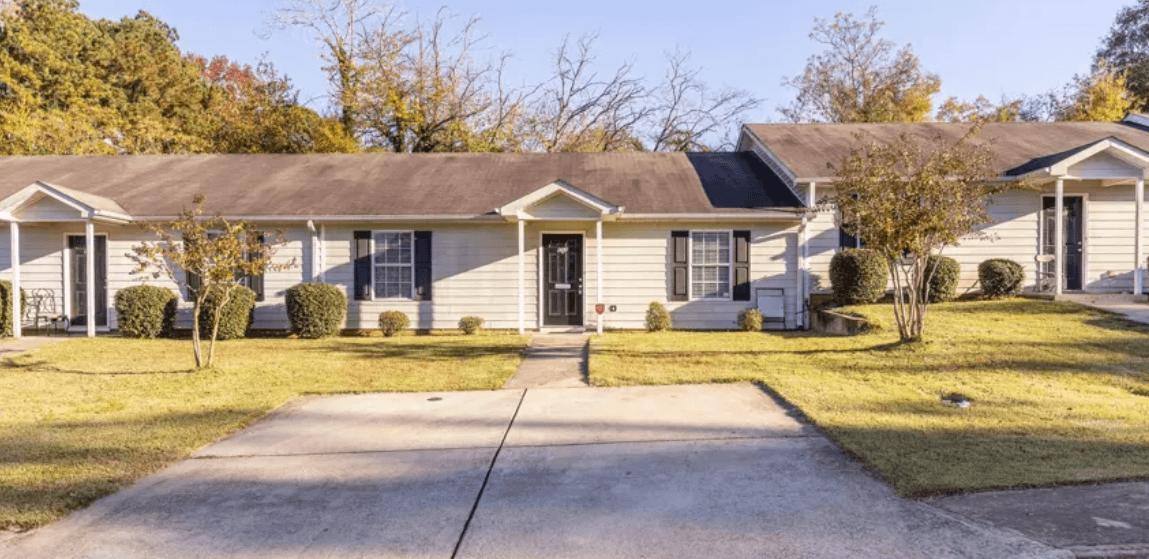 Townhouse for rent at 512 Elle's Way, Griffin, GA 30223