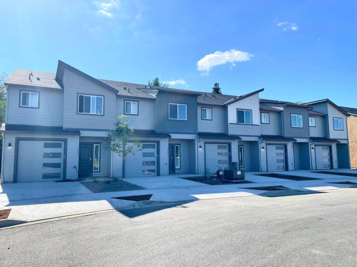 Townhouse for rent at 7104 NE 77th Way #23, Vancouver, WA 98661