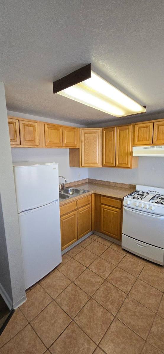Apartment for rent at 1613 Allison St #2, Denver, CO 80214