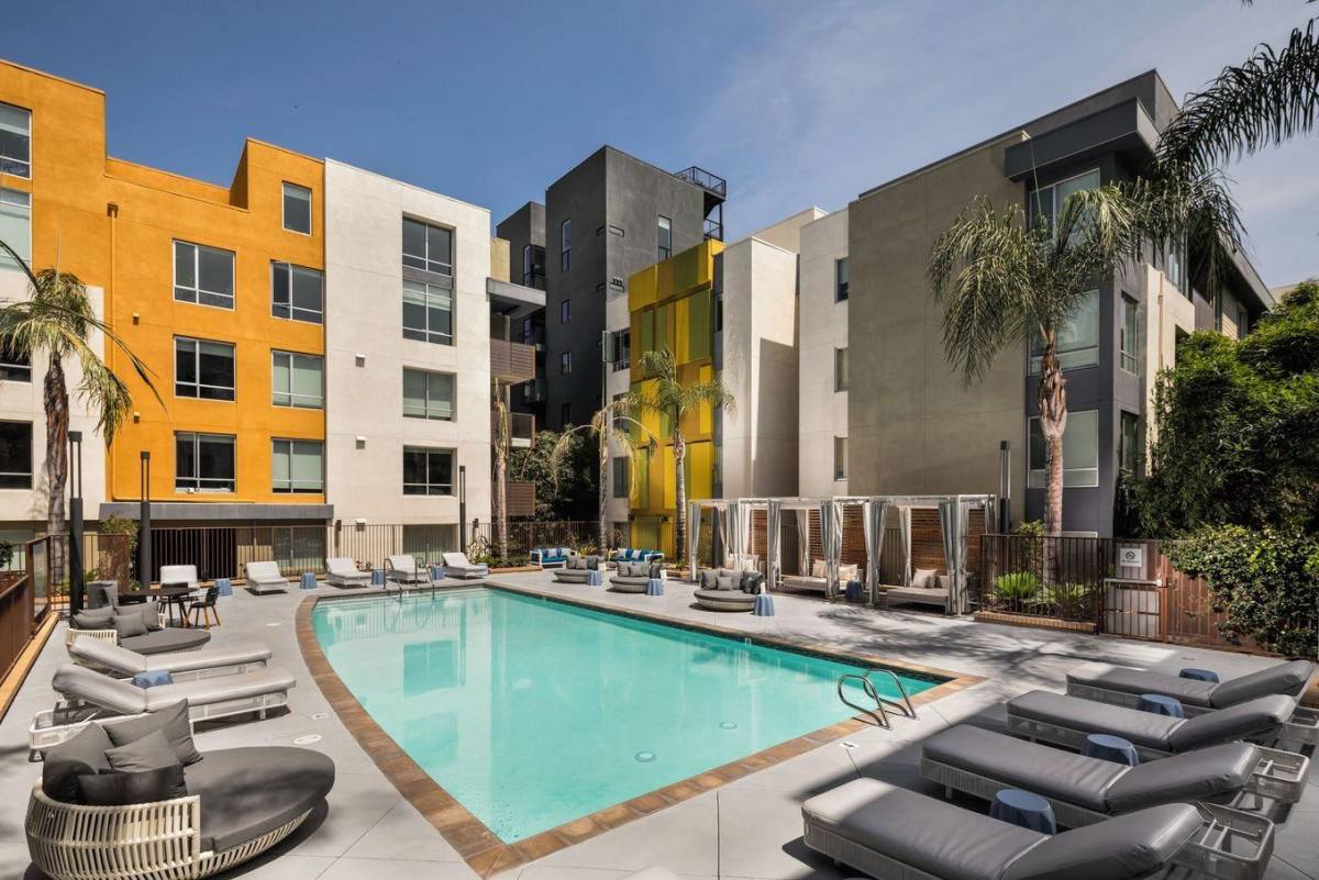 Apartment for rent at 1714 North McCadden Place, 1714 N McCadden Place, Los Angeles, CA 90028