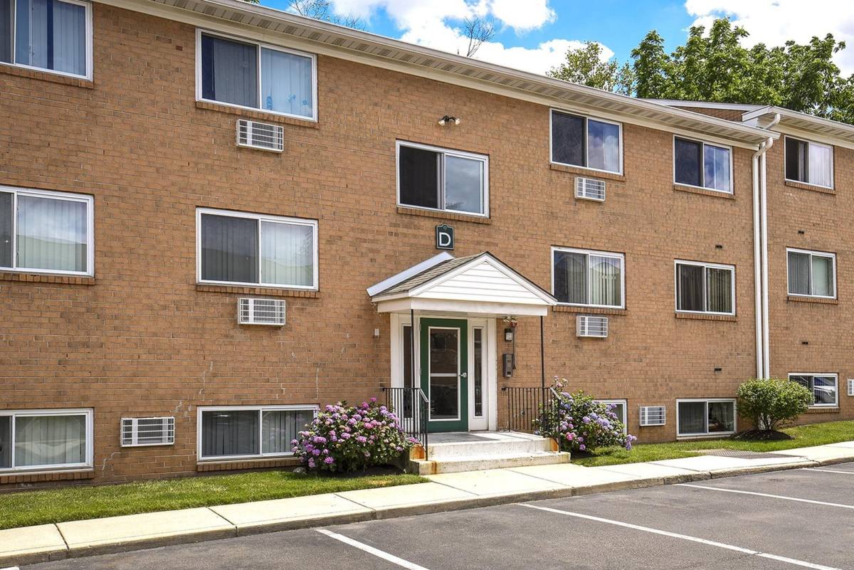 255 E Lincoln Highway, Langhorne, PA 19047 - Apartment for Rent - Image 4