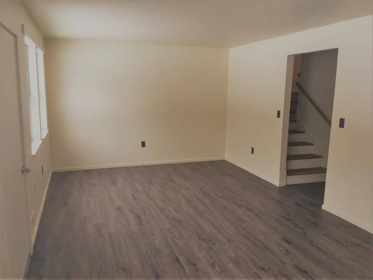 Townhouse for rent at Mariner Landing, 5 Midway Circle, Brunswick, ME 04011