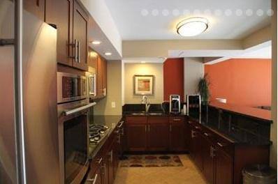 Apartment for rent at 2933 N Sheridan Rd #1401, Chicago, IL 60657