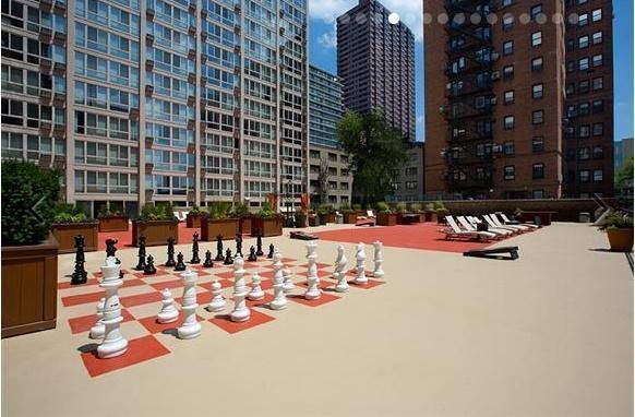 Apartment for rent at 2933 N Sheridan Rd #1401, Chicago, IL 60657