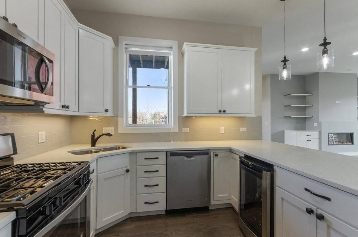Apartment for rent at 3434 N Elston Ave, Chicago, IL 60618