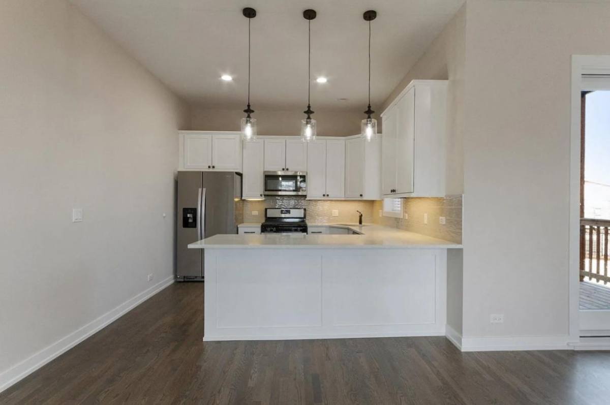 Apartment for rent at 3434 N Elston Ave, Chicago, IL 60618