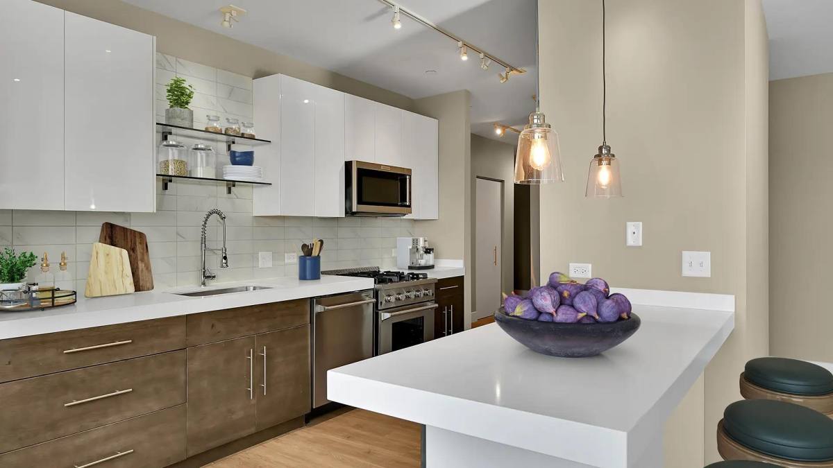Apartment for rent at 760 Central Ave, Highland Park, IL 60035