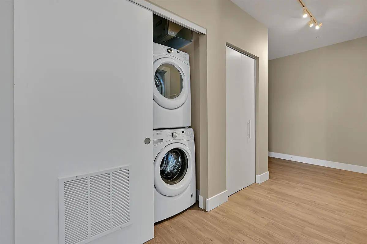 Apartment for rent at 760 Central Ave, Highland Park, IL 60035