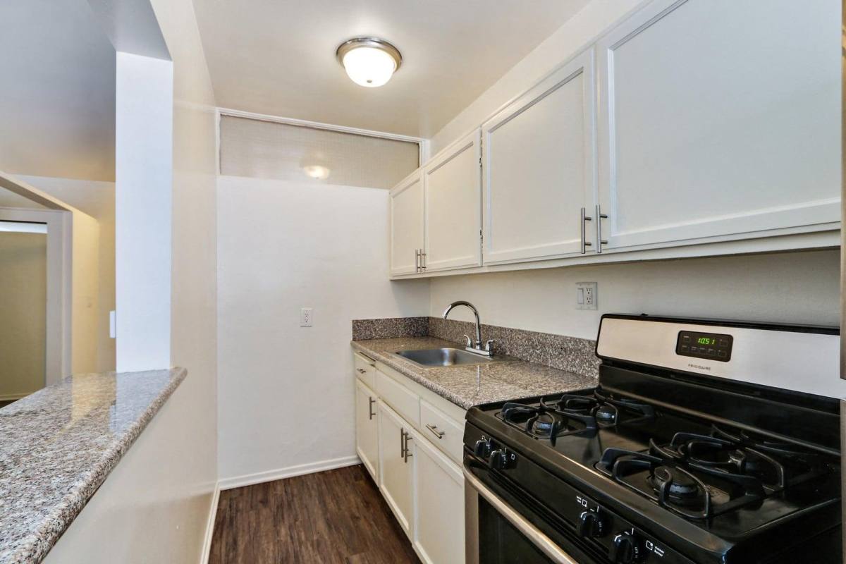 Apartment for rent at 1240 Yale St #129, Santa Monica, CA 90404