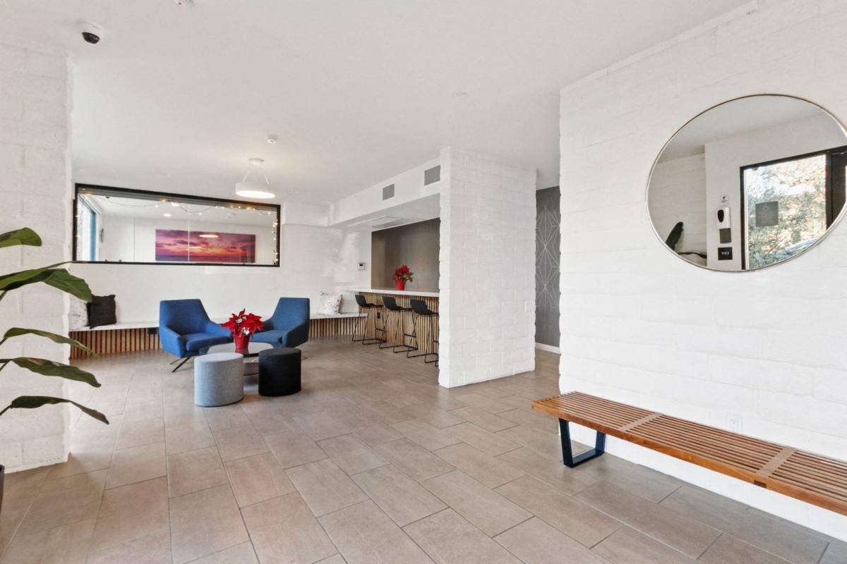 Apartment for rent at Sepulveda West Apartment Homes, 8501 S Sepulveda, Los Angeles, CA 90045