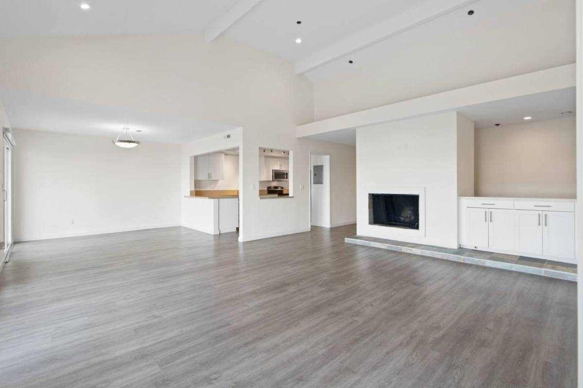Apartment for rent at The Waterfront, 919 Bayside Dr #N4, Newport Beach, CA 92660