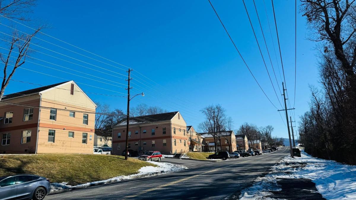Apartment for rent at 343 Kendrick Lane, Front Royal, VA 22630
