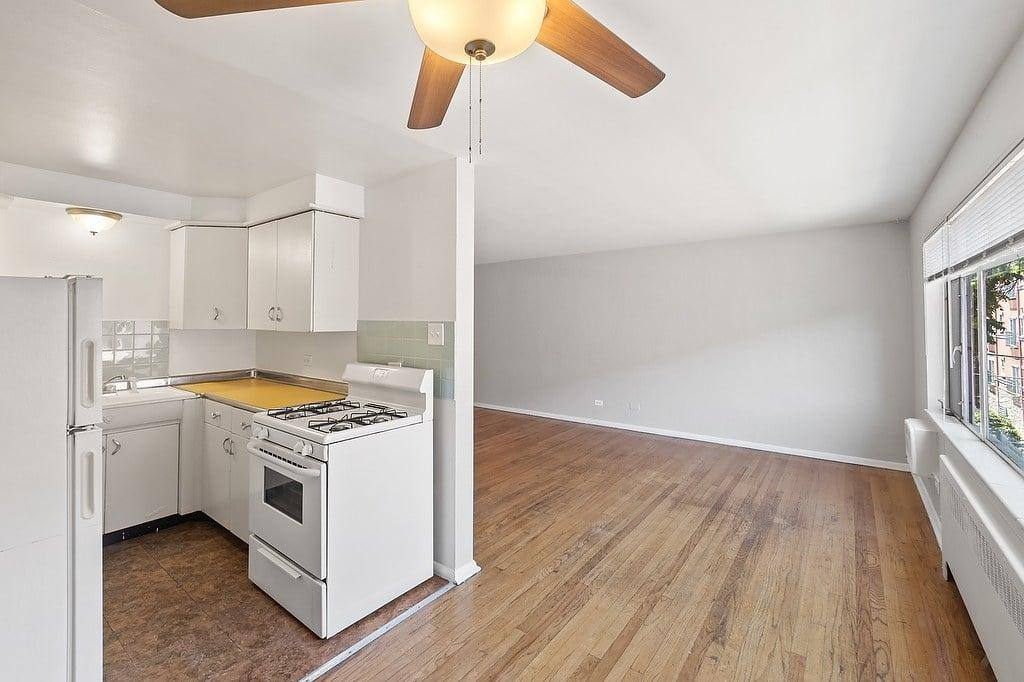 Apartment for rent at Cheesman Arms, 1335 N Pearl St #38, Denver, CO 80203