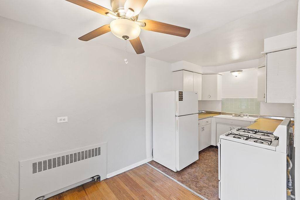 Apartment for rent at Cheesman Arms, 1335 N Pearl St #38, Denver, CO 80203