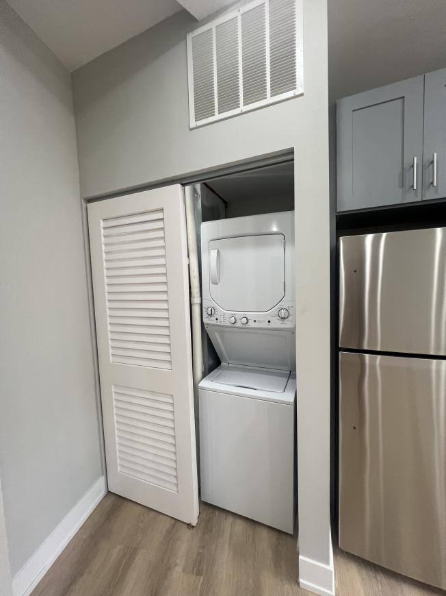 Apartment for rent at 448 W Belden Ave, Chicago, IL 60614