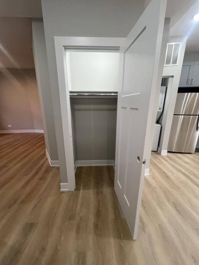Apartment for rent at 448 W Belden Ave, Chicago, IL 60614