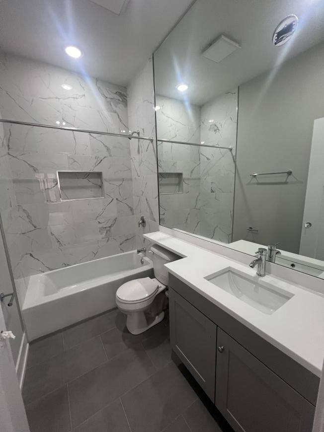 Apartment for rent at 448 W Belden Ave, Chicago, IL 60614