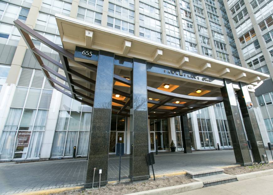 Apartment for rent at 655 W Irving #1501, Chicago, IL 60613