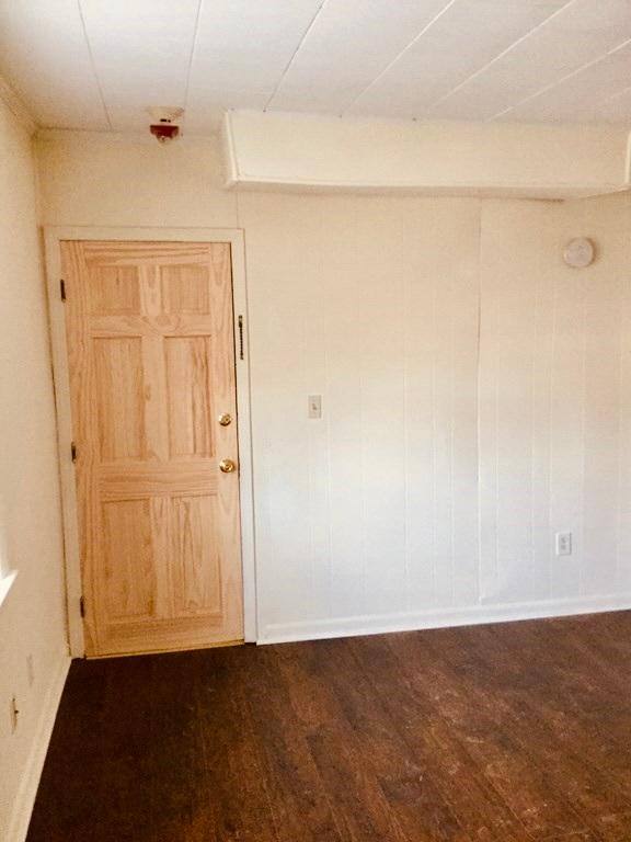 Apartment for rent at 245 County St #245-1, Fall River, MA 02723