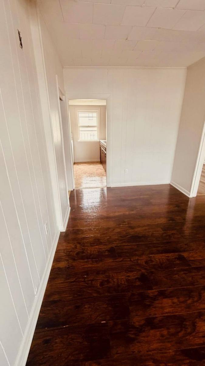 Apartment for rent at 245 County St #245-1, Fall River, MA 02723