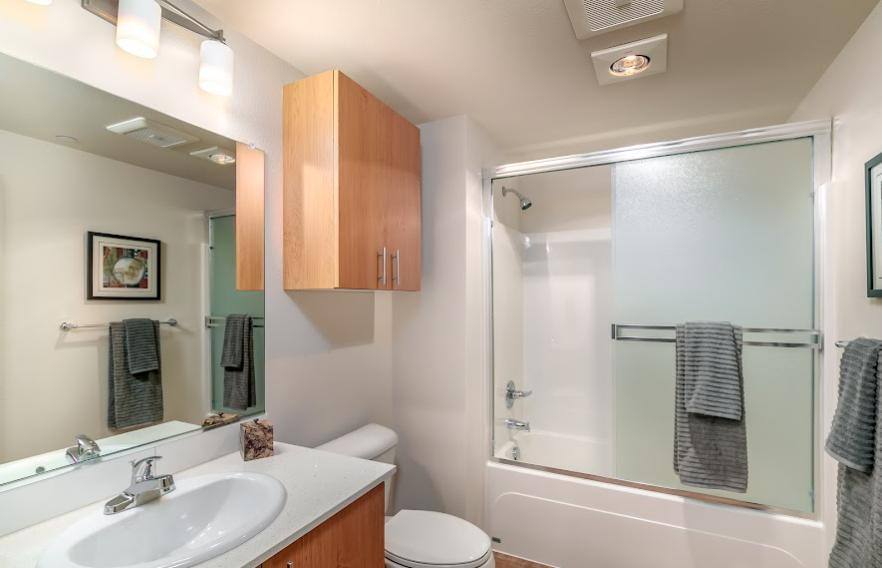 Apartment for rent at P J Martin's Tract, 5955 SE Milwaukie Ave, Portland, OR 97202