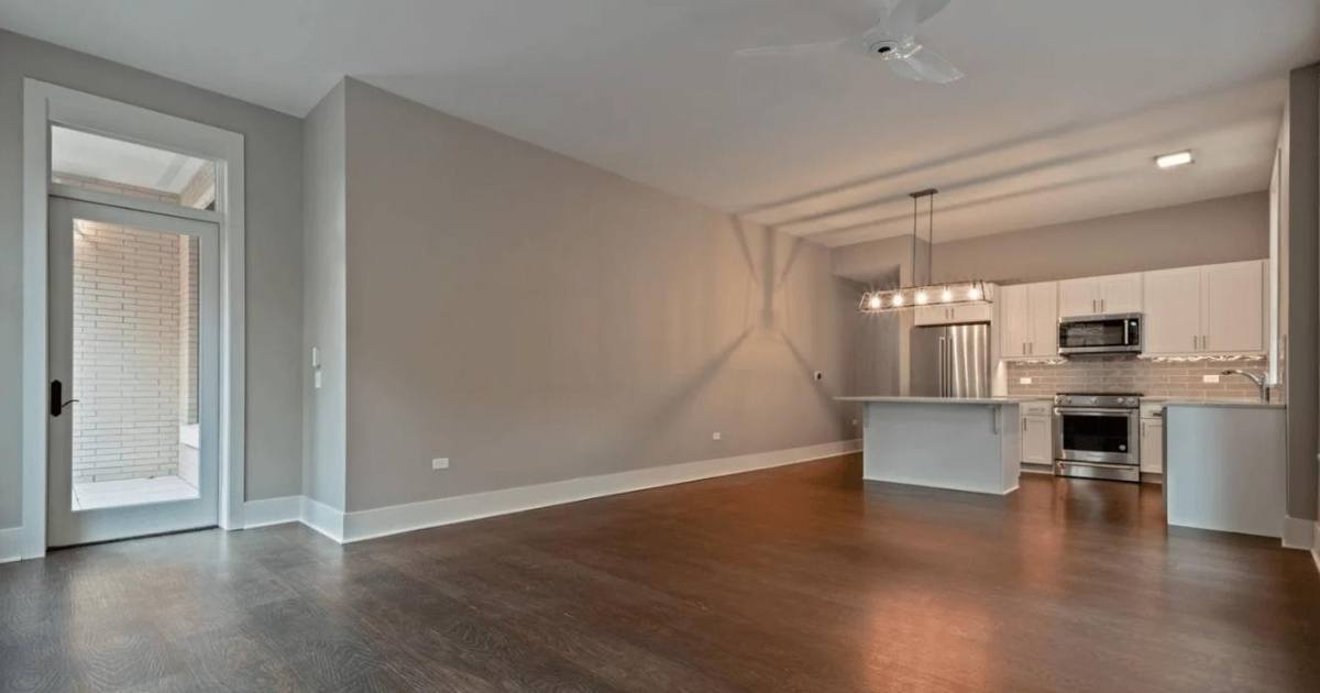 Apartment for rent at 2050 N Clark St, Chicago, IL 60614