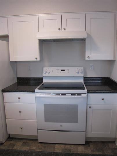 Apartment for rent at Cedar Tree, 2300 E Barnett Rd, Medford, OR 97504