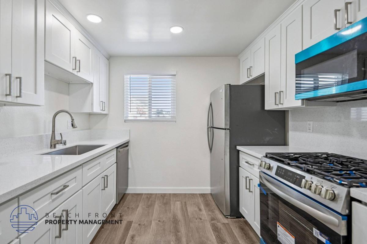 Apartment for rent at 4433 West 120th Street, 4433 W 120th St #203, Hawthorne, CA 90250