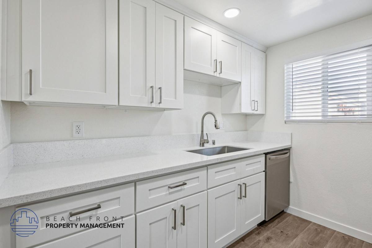 Apartment for rent at 4433 West 120th Street, 4433 W 120th St #203, Hawthorne, CA 90250