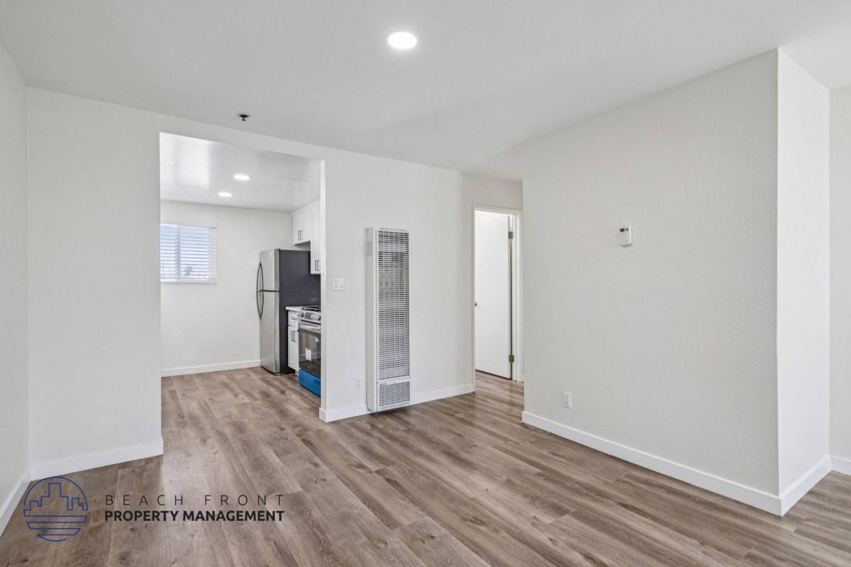 Apartment for rent at 4433 West 120th Street, 4433 W 120th St #203, Hawthorne, CA 90250
