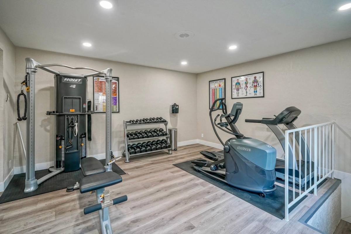 Apartment for rent at Sungate, 10800 Comanche Rd NE, Albuquerque, NM 87111