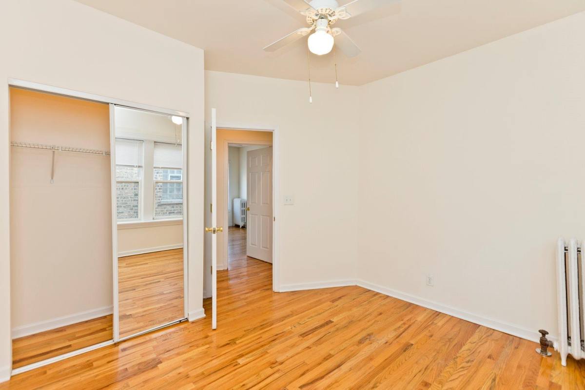 Apartment for rent at 1828 W Lawrence Ave #1B, Chicago, IL 60640