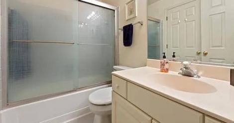 Townhouse for rent at 2737 S Embers Lane, Arlington Heights, IL 60005
